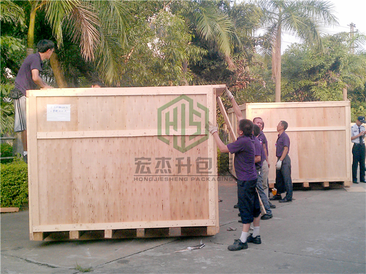 东莞出口包装木箱厂介绍常见的包装箱